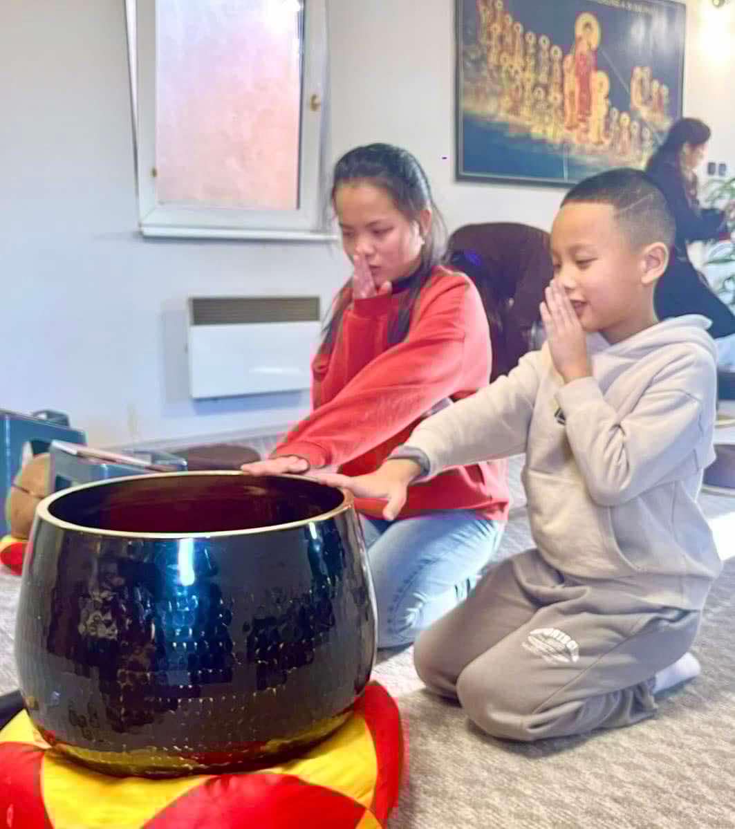 LỄ ĐÓN NĂM MỚI 2025 TẠI CHÙA VĨNH NGHIÊM PRAHA